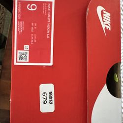 Nike Court Vision Low Blk & White Size 9 Og Box