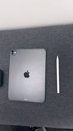 iPad Pro 11 (M5)