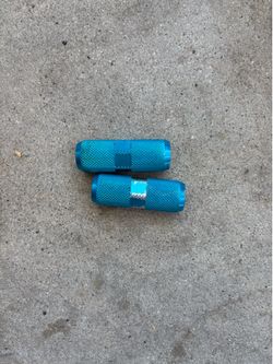 Bike pegs