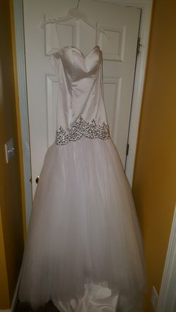 Brand New Wedding Dress