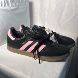 New Adidas Messi samba Men’s Size 10