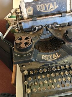 Vintage Royal Typewriter