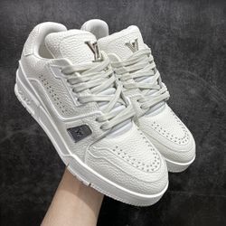 Men's classic sneakers