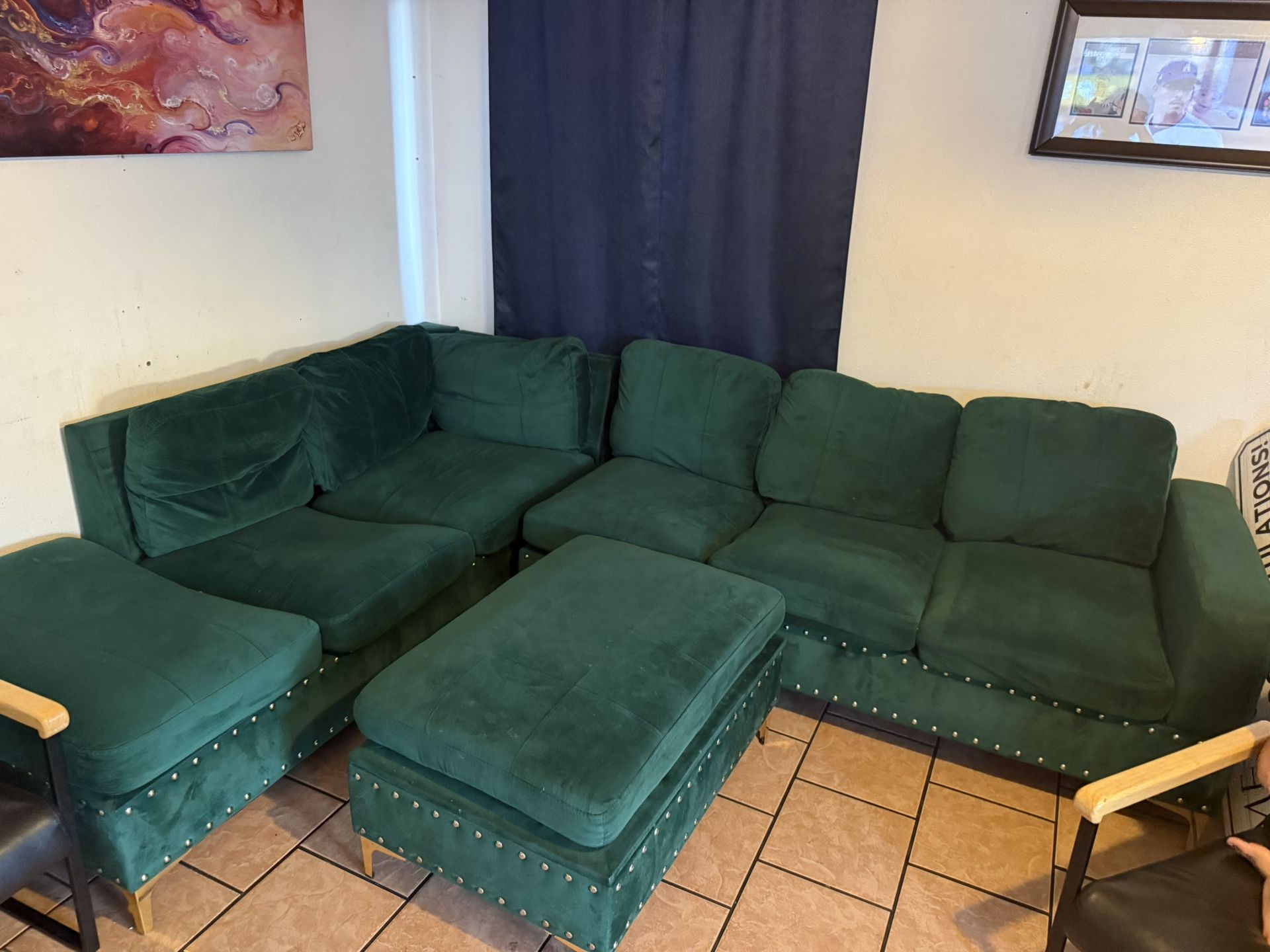 Green L Couch With Ottoman