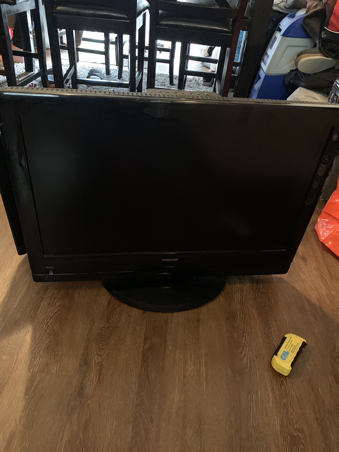 Toshiba tv 37 inches