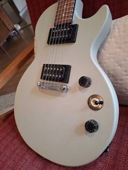 Epiphone Les Paul Special-I limited edition in worn gray electric guitar