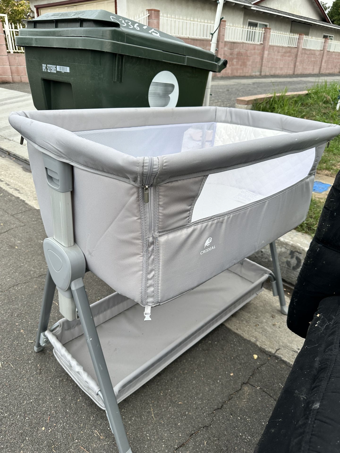 FREE BABY BASSINET