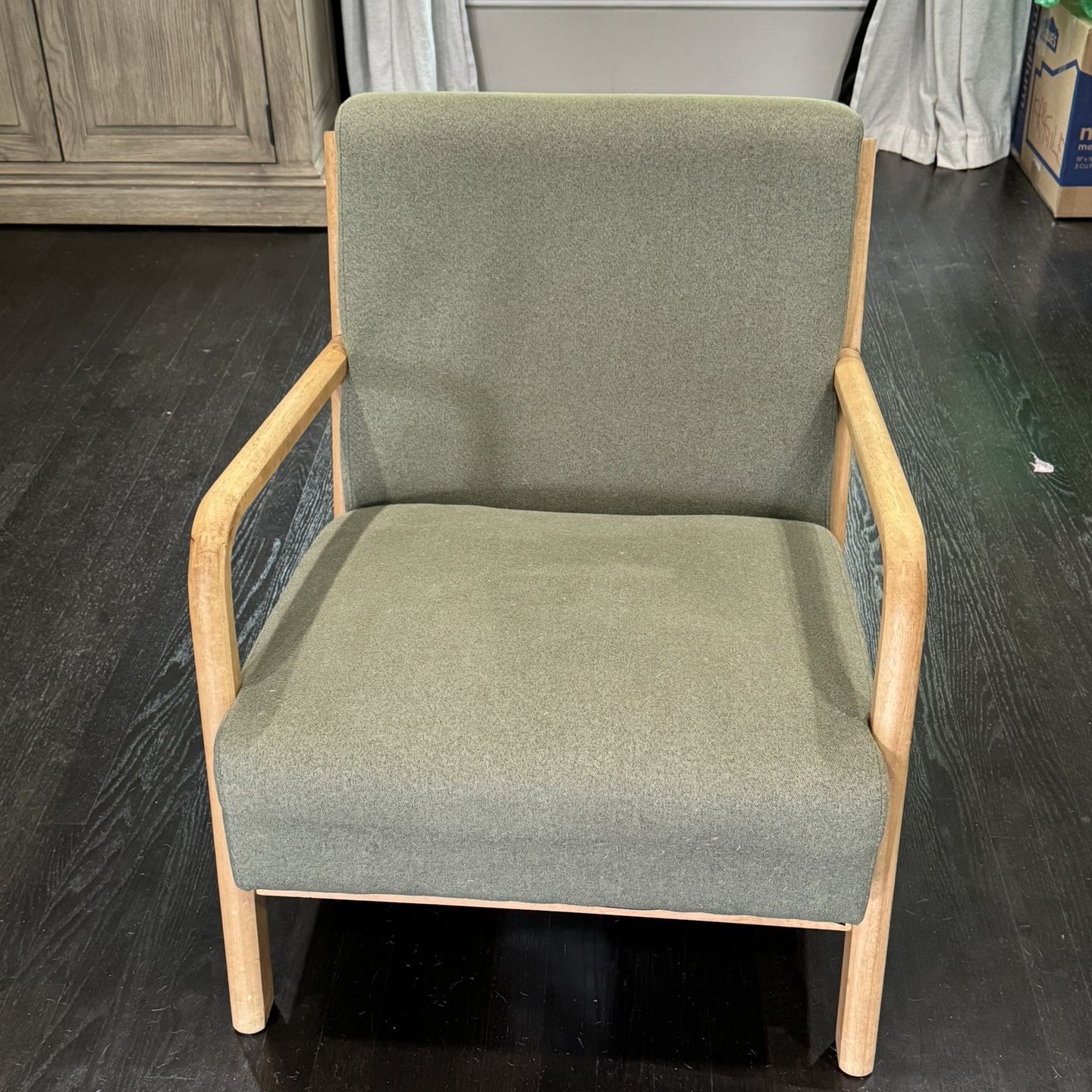 Earth Green Chair For Living Room Area