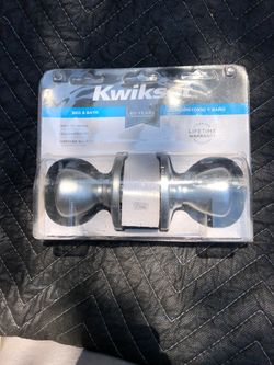 Bed & bath door handle set