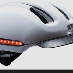 Nutcase light up Bike helmet white