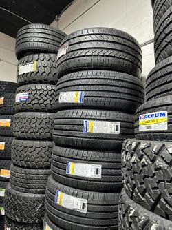 Gomas Good Year 285/45R22.  Gomas Forceum 235/65R17