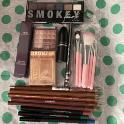 Bundle 15 pieces Mixed makeup lot  only $25