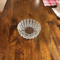 Vintage KIG MALAYSIA - Heavy Crystal Clear Glass Ashtray in good condition. 