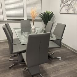 7 PIECE DINING SET