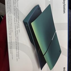 PS5 Slim chrome teal cover