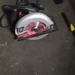 Craftsman Circular Saw 
