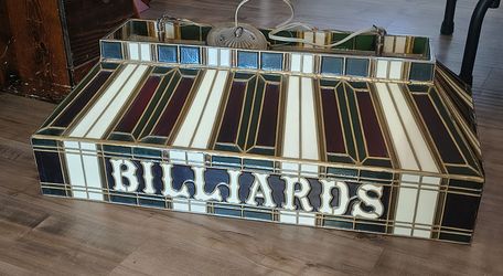 RAM Tiffany Billiard Light