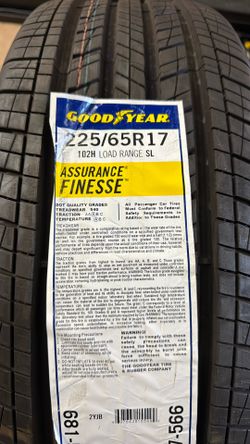 225-65-17 New Tires Good Year Assurance Llantas