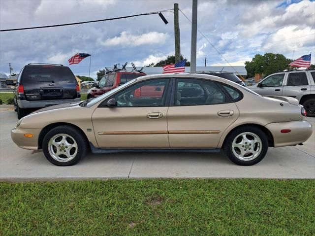 1999 Ford Taurus