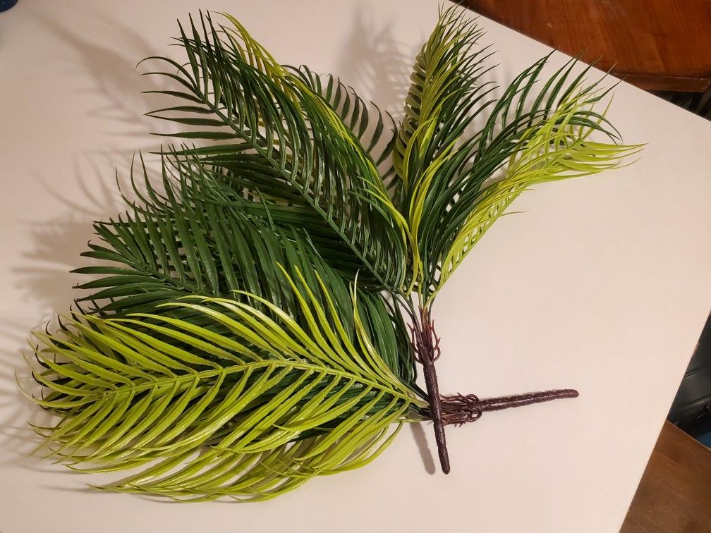 Fake Palm Leaves