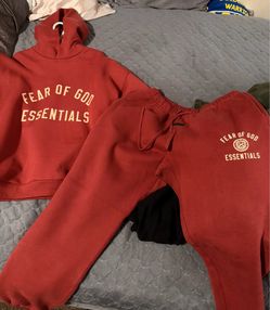 Crimson essentials set