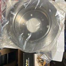 5 Lug Rotors And Brakes