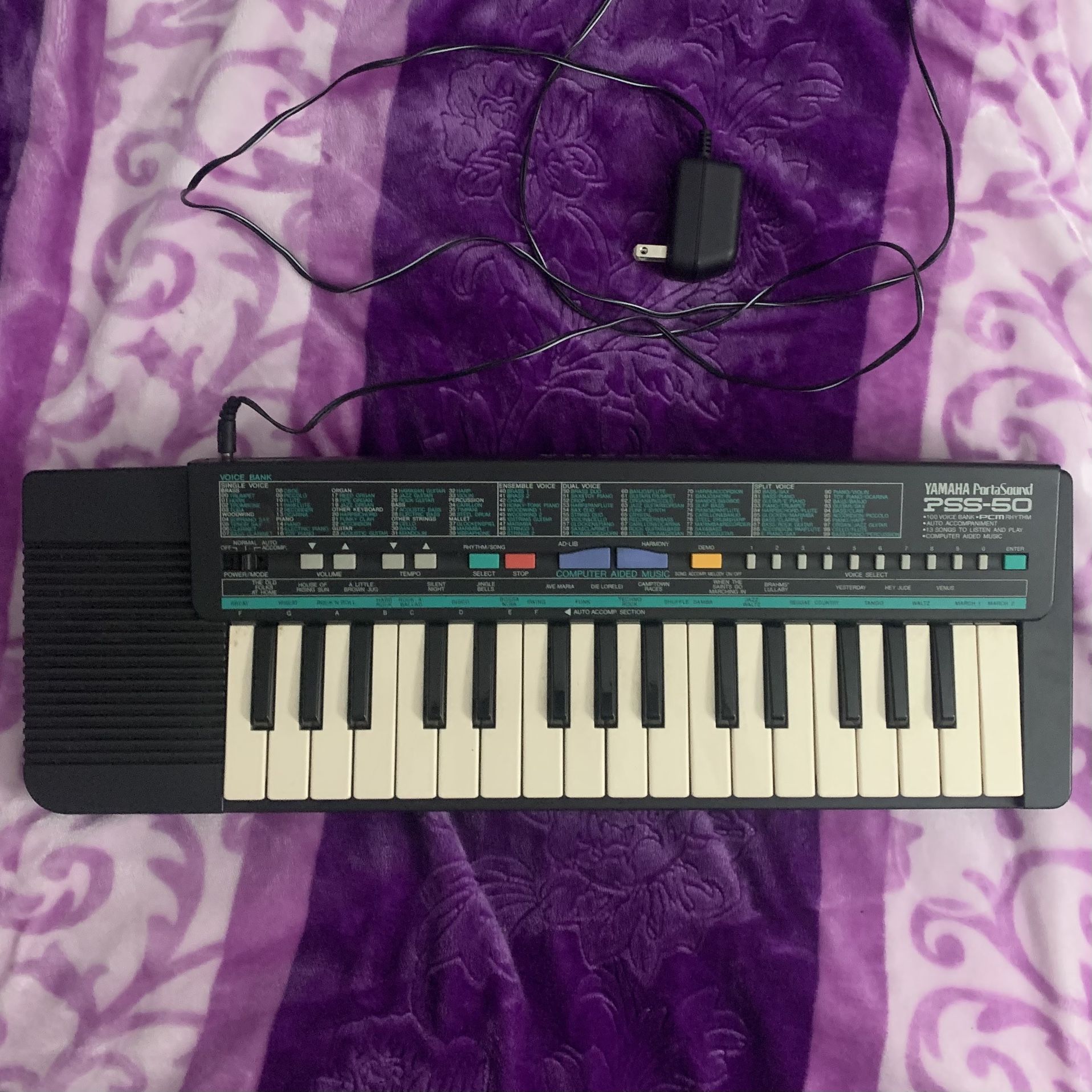 Keyboard - Yamaha portasound pss 50