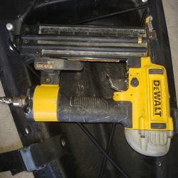 Dewalt nailgun 18 ga