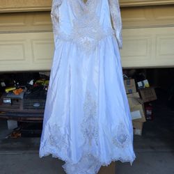 New Wedding Gown Sz 20