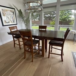 Dinner Room Table With Chairs