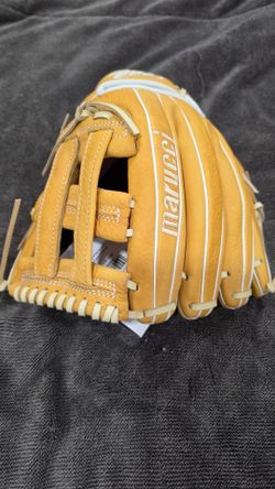 Glove marucci acadia 12 in baseball