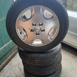 4 2004 Toyota Avalon Rims And Tires