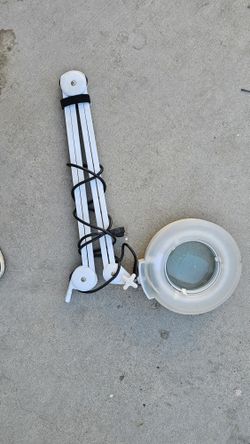 Magnifying Lamp