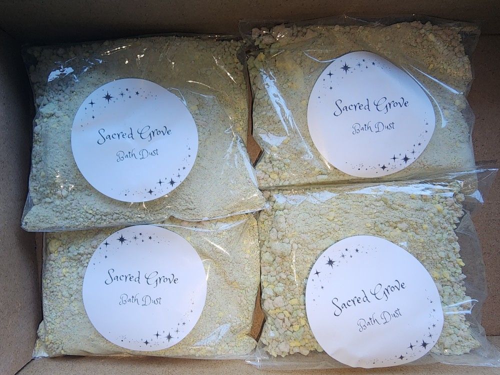 Sacred Grove Bath Dust - Earthy Patchouli Soak