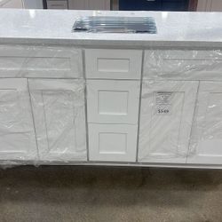 Shaker White Bathroom Vanity 60" Wide