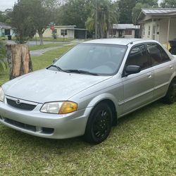 2000 Mazda Protege