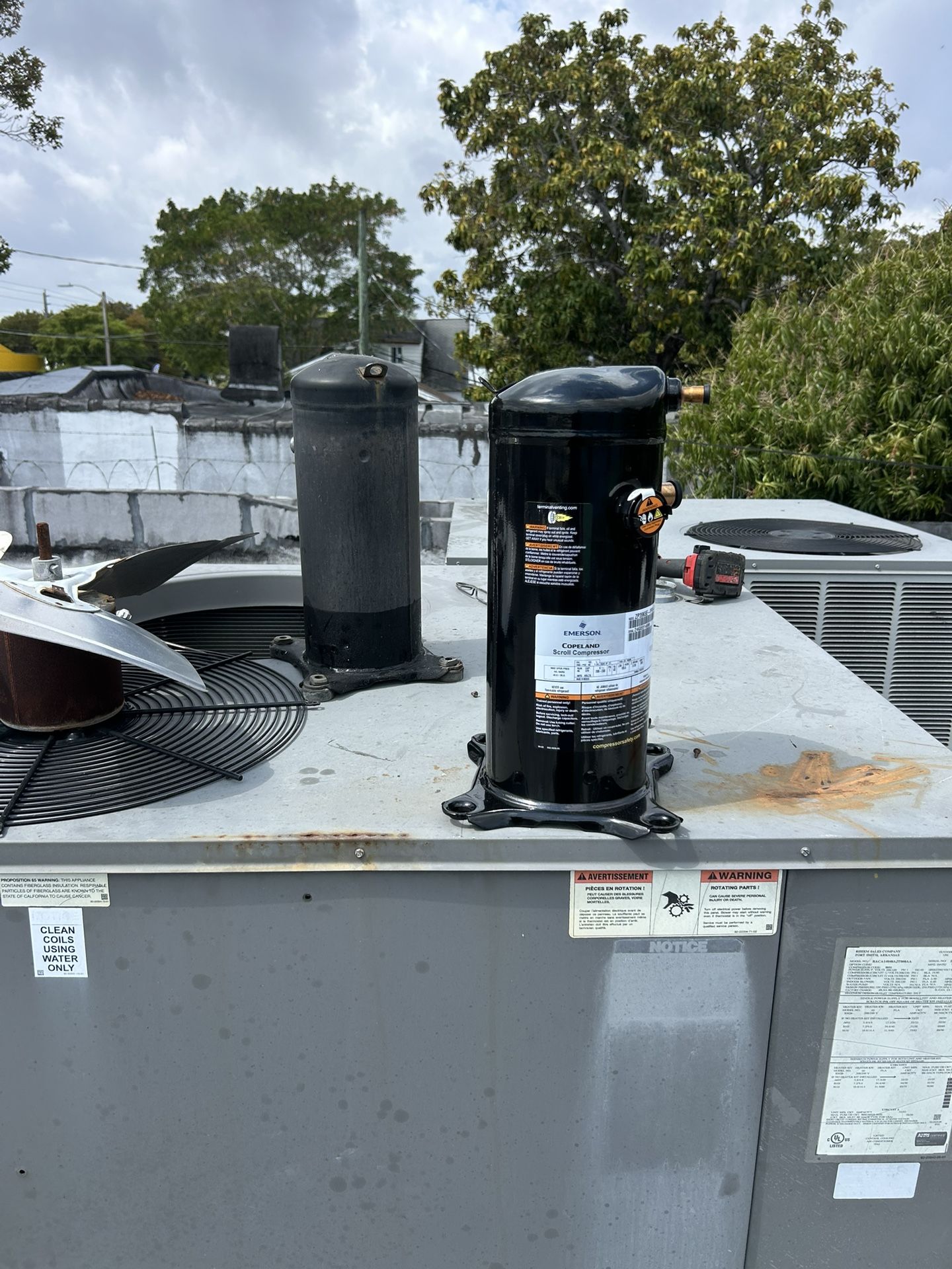 HVAC Airconditioning Compressor