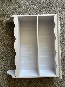 Pale purple shelf
