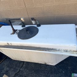 Fiberglass 50 Gallon Tank