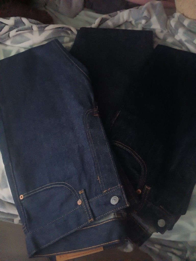 Dark Blue Levi 501 Jeans