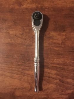 Husky 3/8 in. Full Polish 72 Tooth Ratchet