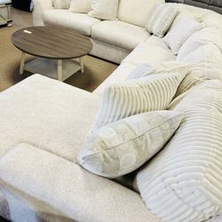 Stunning Stylish Cozy Sectional! 