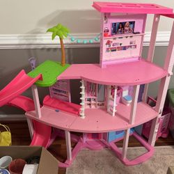 Barbie Dream House