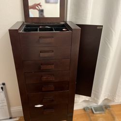 Armoire
