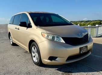 2011 Toyota Sienna