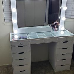 Vanity With Glass Display Top