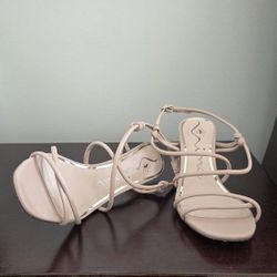 Good-looking Nina Sandals 