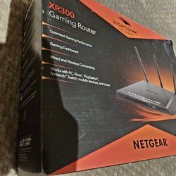Netgear NIGHTHAWK XR300 Gaming ROUTER!
