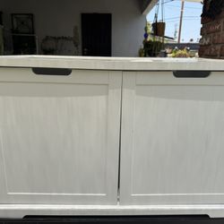 White Cat Washroom Bench Litter Box Cover