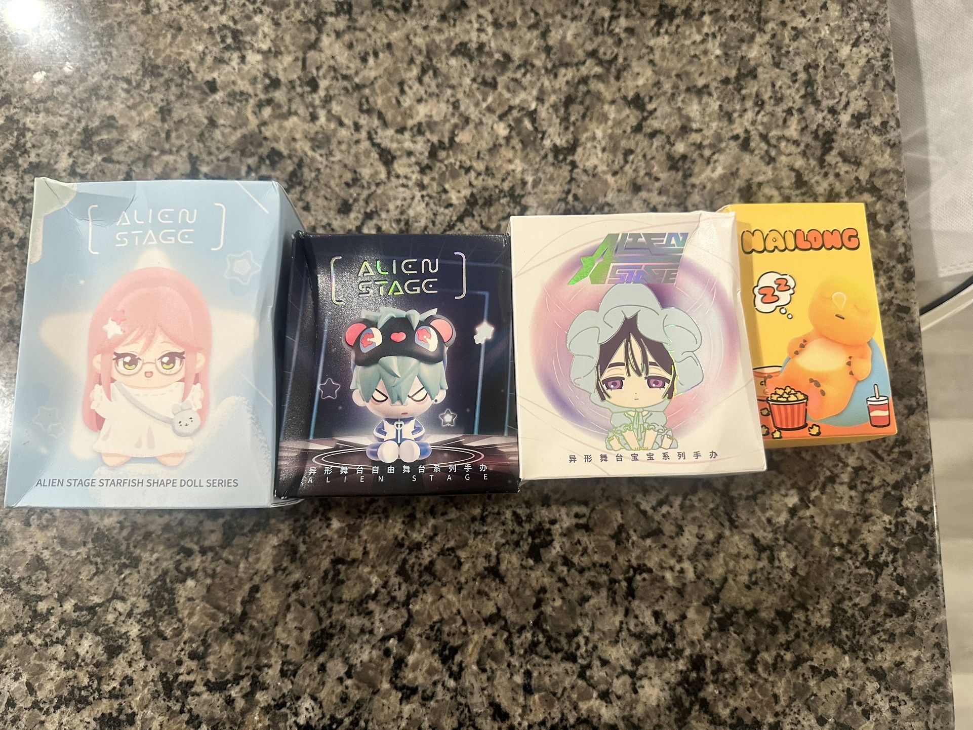 4 For 80 NullSET ALIEN STAGE +MIZI SUA Ivan Till Figure+alien stage+nailong anime figures set